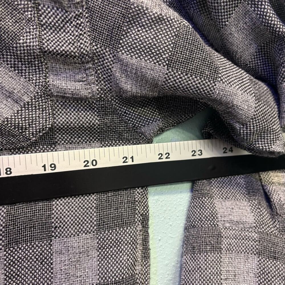 Mustard Seed Women’s Checkered Gray Button Down Shirt Size S - Picture 5 of 7